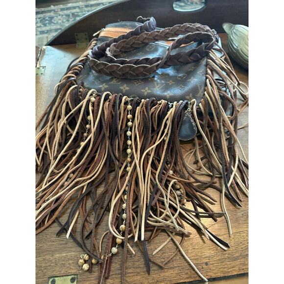 Vintage Boho Louis Vuitton Women's Brown Braided Leather Pochette Bosphore Bag - Picture 8 of 16